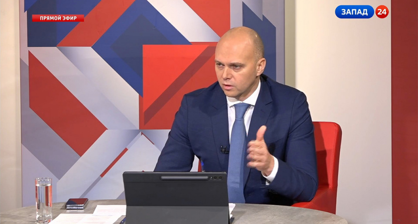Так и будем показывать красивые пустые фантики: за что губернатор Беспрозванных публично отчитал Елену Дятлову
