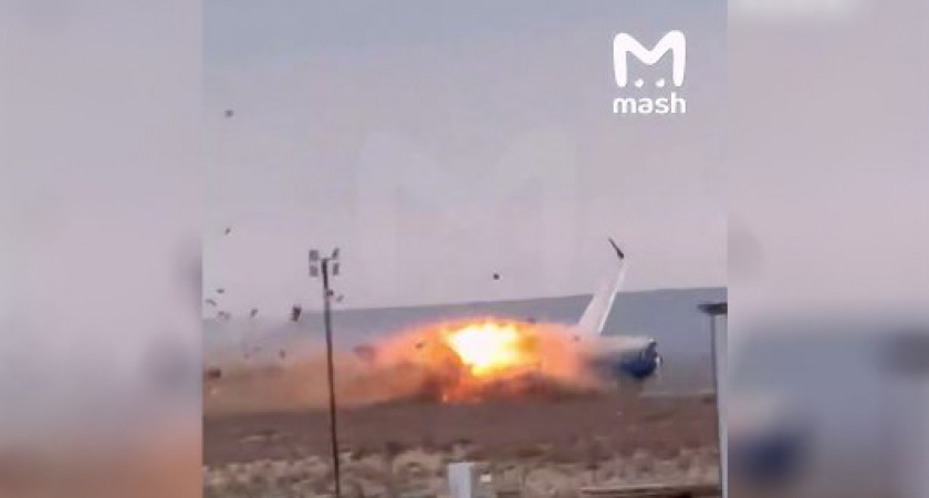 Самолет упал на жилой дом, самолет разбился и самолет загорелся: страшная статистика авиакатастроф за минувший месяц