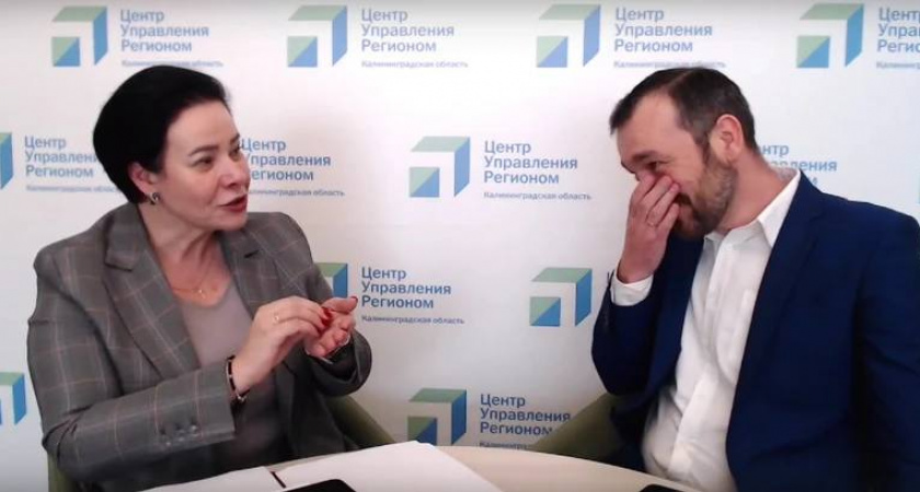 Глава администрации Калининграда раскрыла секрет приготовления фирменных шпрот на гренках для новогоднего стола