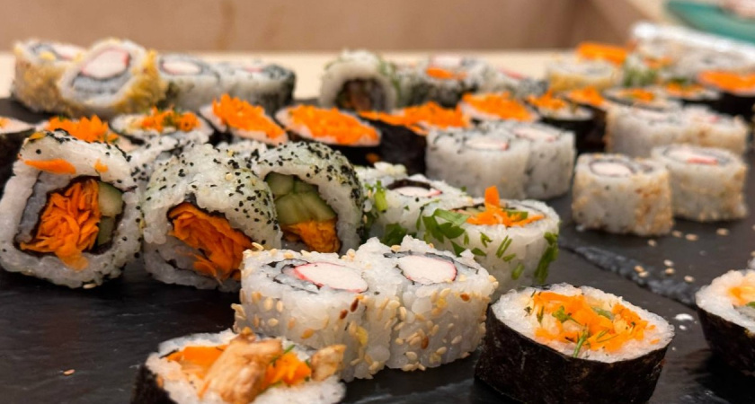 Депутаты взялись за роллы: в России может появиться ГОСТ на японскую кухню