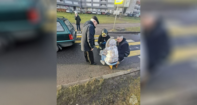 Влетел прямо на «зебре»: на Сельме женщина попала прямо под колеса авто
