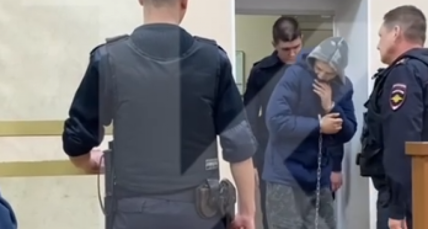 Судьба семьи решена: отчим за решетку, а девочку забрали к бабушке, решение суда по делу убийства 7 летнего мальчика 