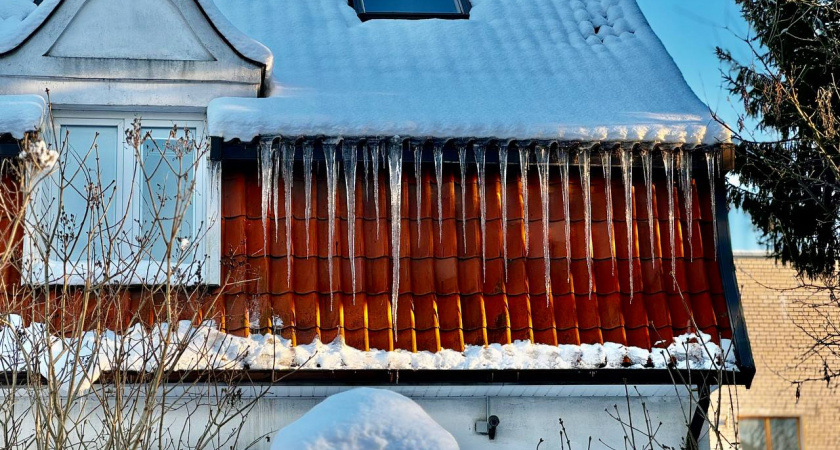 Погода в Калининграде: солнце не спасает от холода, а снег останется надолго