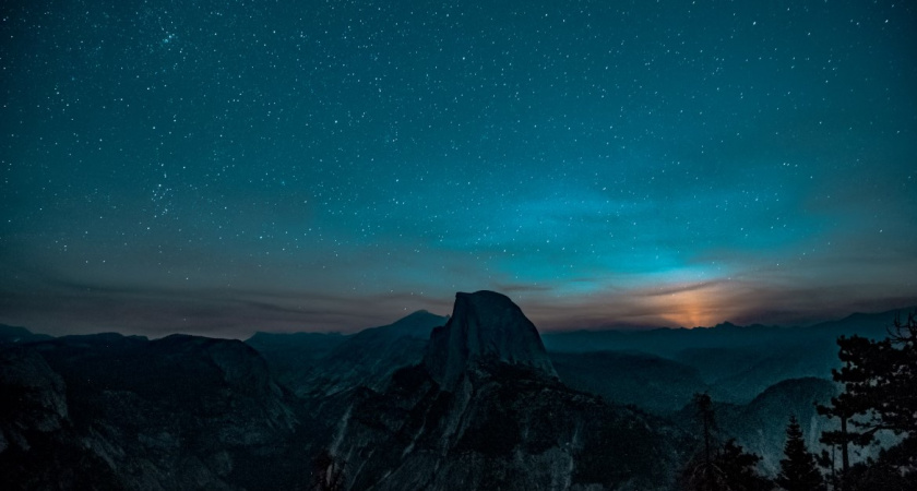 Звезды сошлись: эти знаки зодиака будут купаться в море счастья 24 февраля