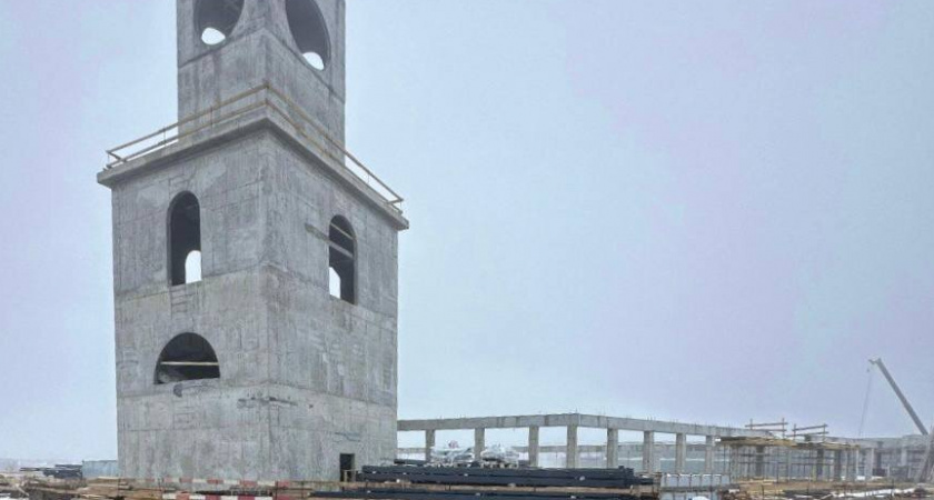 В новом корпусе БФУ возвели 60-метровую башню с часами: что дальше