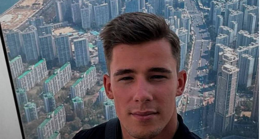 На голове пакет, а на шее затянутый ремень: в одном из отелей на Бали наши тело известного российского бизнес-коуча
