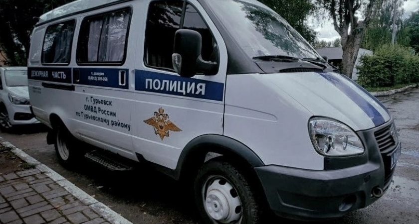 Топорик, кровь и собака: в Гурьевске пьяный мужчина разбил соседу голову — его уже отпустили