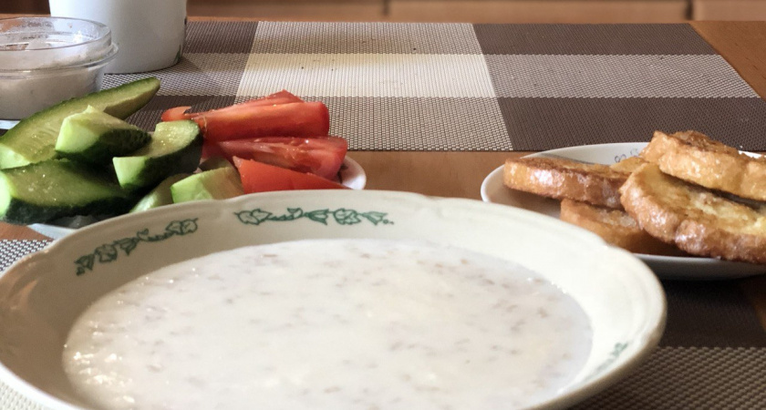 Молоко или вода: на чём овсянка вкуснее и полезнее? Ответ удивит даже опытных хозяек