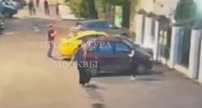 На улицах Москвы нашли части тела мужчины в сумках: подозреваемого уже поймали — он попал на камеры