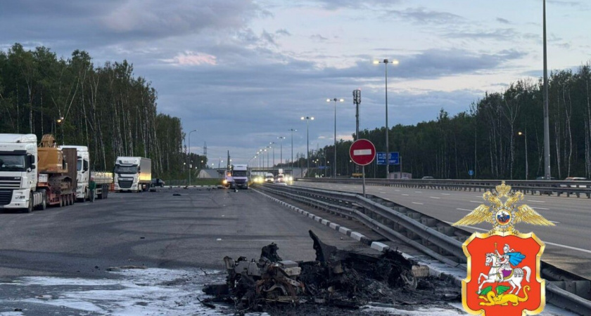 McLaren взорвался на трассе под Москвой: гонщик Куденко выжил чудом