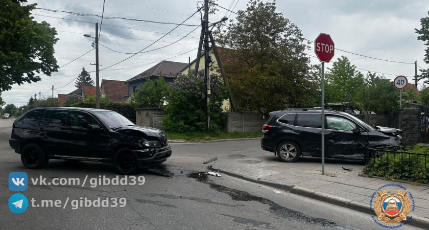 Дорожная трагедия в Калининграде: легковушка вылетела на тротуар и сбила подростка — пострадавший в больнице
