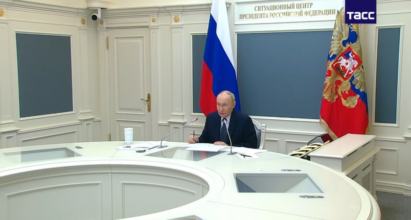 Семья — это святое: Владимир Путин встретился с многодетными родителями и озвучил инициативы о новых льготах