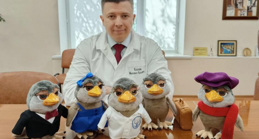 «Кукуха» в халате и крокодил-маскот: психиатры и наркологи России выбирают талисманов — и делают это с юмором