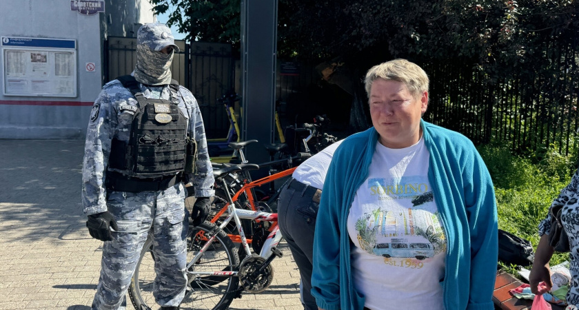 "Хоть на ящиках буду спать, но уйти без собак не могу"»: как калининградке Людмиле Соловьевой удалось вернуть палатку у Северного вокзала