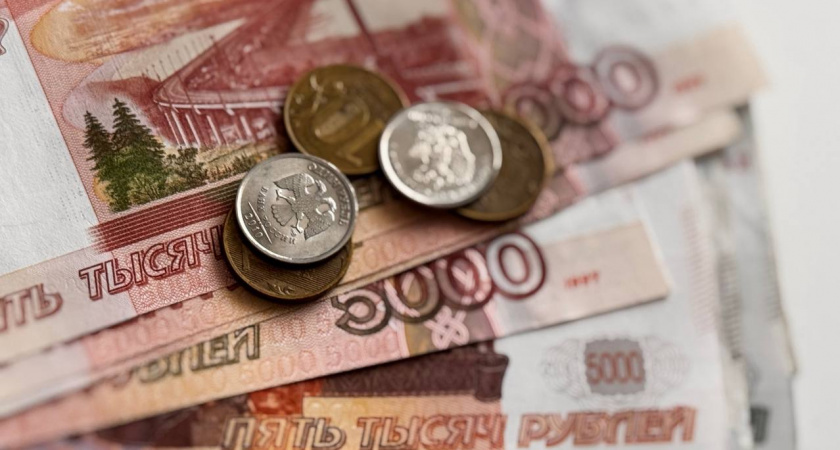 Пассивный доход в 2025 году: финансист рассказал, куда вкладываться, чтобы не остаться без всего