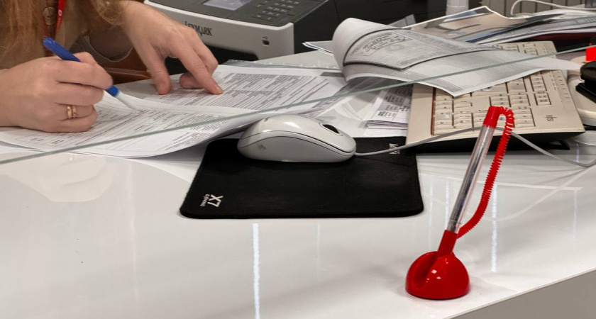 Рабочий день в России впервые за три года стал короче: что изменилось на рынке труда в 2025 году