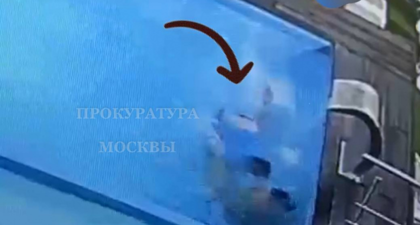 На грани жизни и смерти: как 12-летняя девочка чуть не утонула в московском бассейне — у вас добавится новая фобия