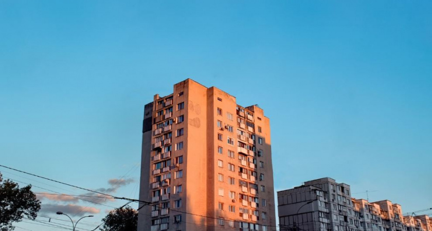 В Калининграде спрос на квартиры взлетел на 12%, а в России продажи падают — что происходит