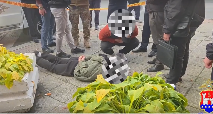 В Калининграде молодой мужчина по чужой указке поджёг служебное авто полиции — возбуждено уголовное дело