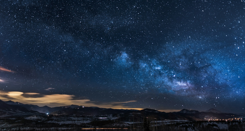 Судьба резко повернёт: Глоба назвала 2 знака, которых с 1 ноября ждёт взлёт и удача во всём