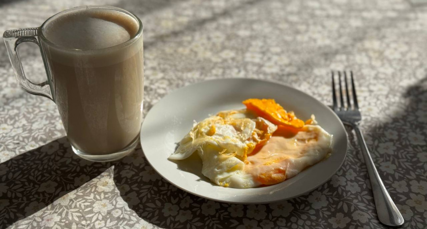 Только кофе и всё: что говорит организм, когда отказывается от завтрака — сигнал, который нельзя игнорировать