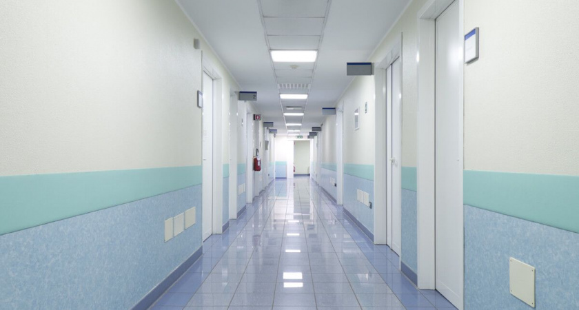 Cкандал в поликлинике: в Советске медсестра "ждала смерти" пациентки в очереди на ЭКГ