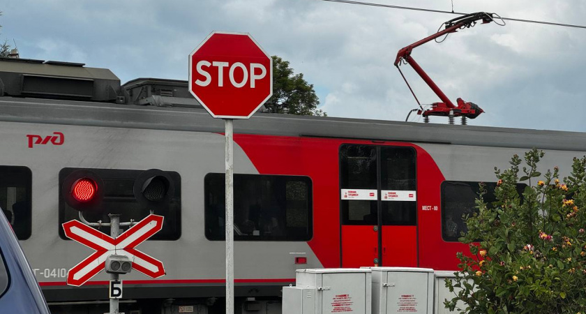 Холмогоровка без остановки: почему электрички снова проезжают мимо