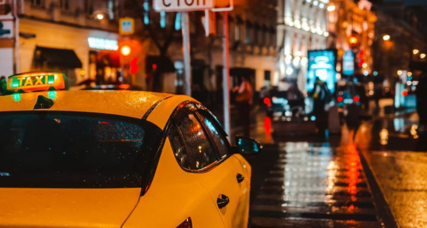 Таксист из Калининградской области предстанет перед судом за убийство в новогоднюю ночь