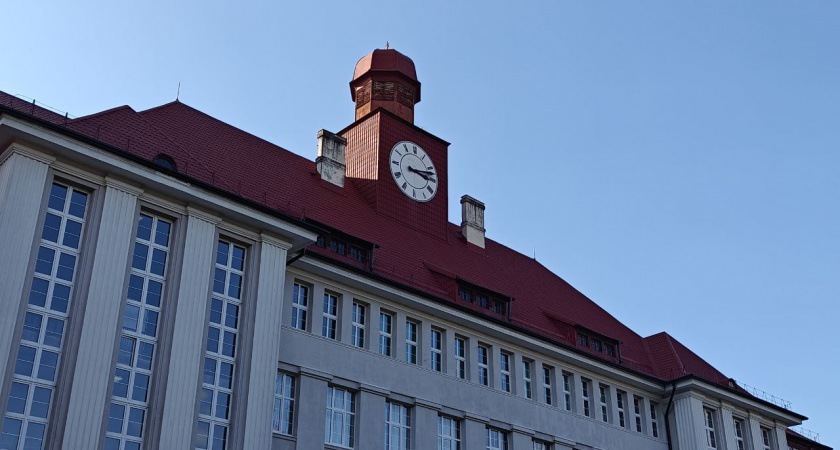 В Калининграде раскрыта схема «откатов»: за что работники БФУ несли руководству по 40 тысяч наличными