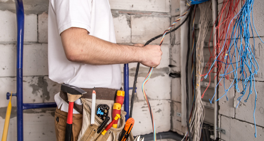 Почему строители снова тянут алюминий: миф о «плохой» проводке рухнул, а медь теряет позиции