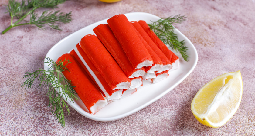 Как отличить хорошие крабовые палочки от подделки? Искать нужно всего одно слово на упаковке