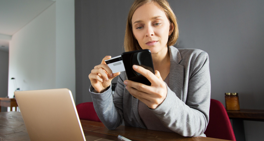 Думали просто пошутить, а потом будете локти кусать: россиянам объяснили, почему нельзя отправлять заявки на кредит из любопытства