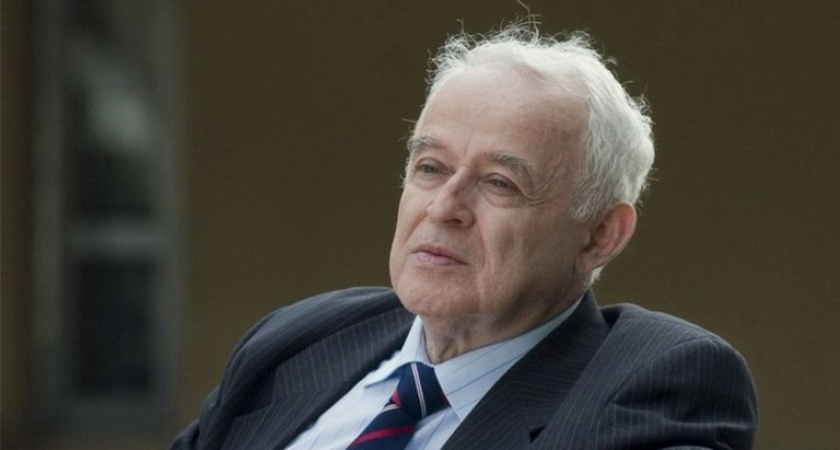 Он говорил проще, чем учебник по жизни: 7 формул Литвака, которые вытаскивают с дивана и ведут к настоящим желаниям