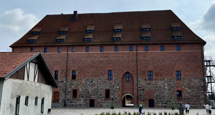 Калининградские замки штурмуют туристы: куда направились 390 тысяч гостей в 2025 году и почему