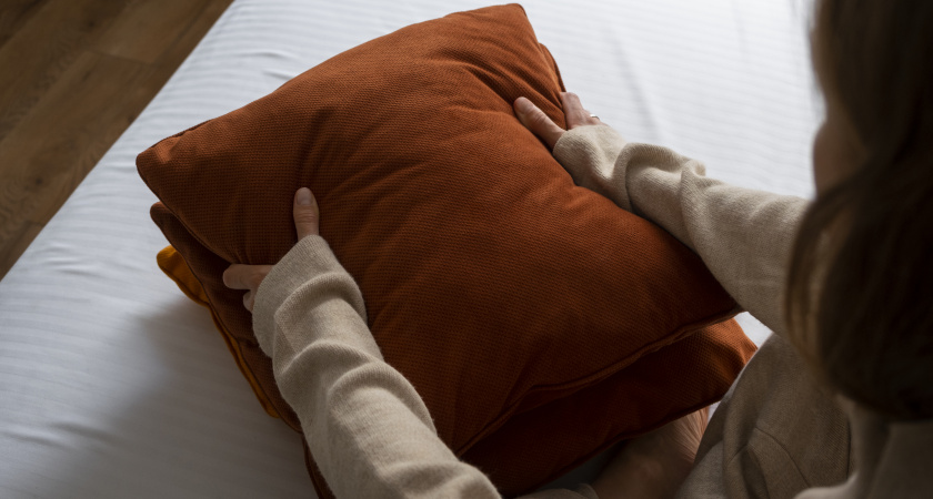 Этого запаха клещи терпеть не могут: копеечное масло из аптеки превращает дом в зону, куда они носа не сунут