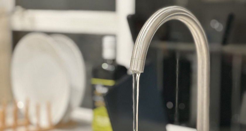 Коммунальная передышка: калининградцы будут платить по старым тарифам до осени 2026 года