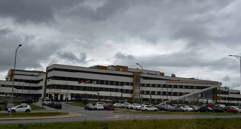 Калининградские врачи провели уникальную тройную операция по онкологии в одном цикле наркоза 