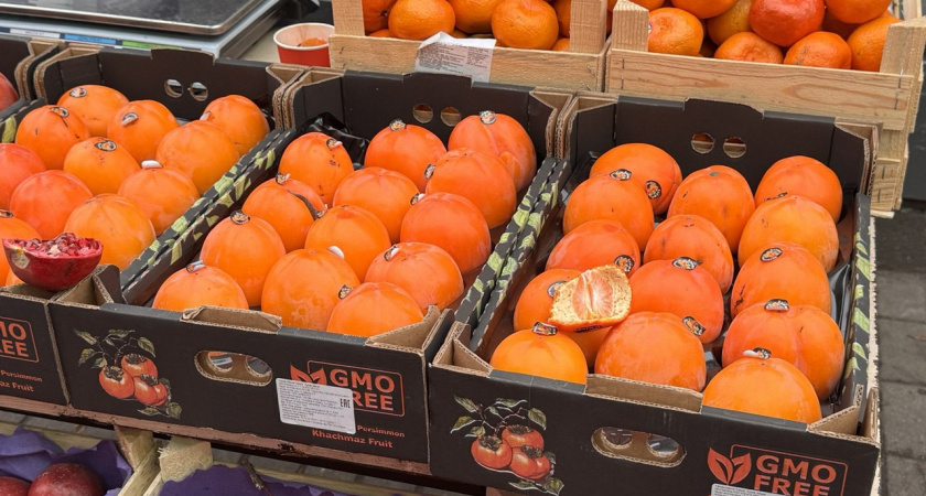 Хурма сладкая как мёд: Роскачество объяснило, как выбрать плод, который точно не свяжет рот