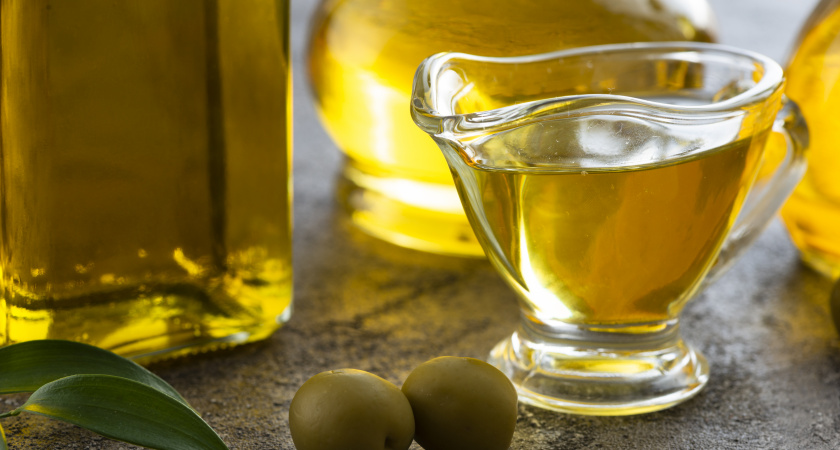 Как отличить Extra Virgin от дешёвого фальсификата: нутрициолог дала простой тест по вкусу - вы удивитесь
