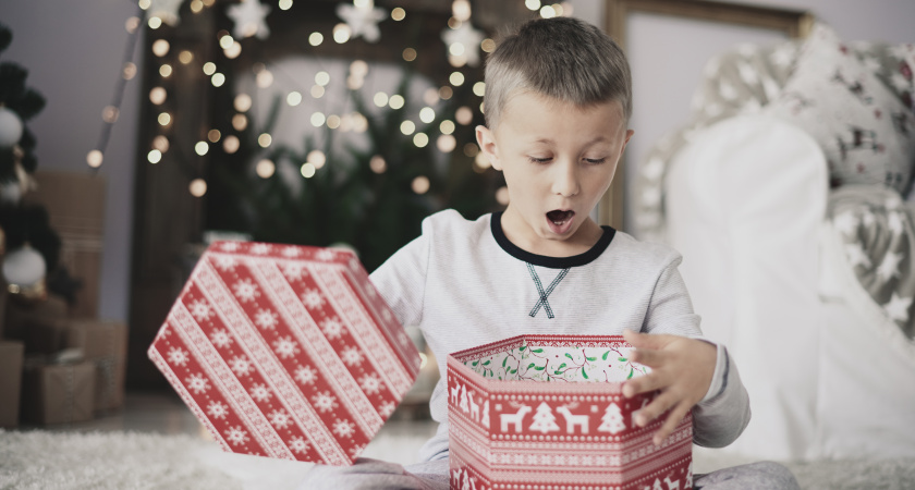 Не пропустите сроки и наборы: кому положены бесплатные сладости и подарки на Новый год 2026