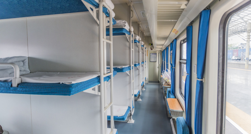 Беру 38-е место - в поезде еду как царь: бывалые путешественники неспроста выбирают боковушку у туалета