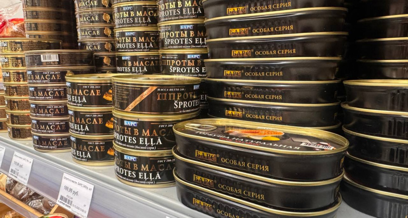 Покупаю в магазине самые дешевые шпроты и сыр — готовлю оригинальную закуску к Новому году — рецепт на 5 минут