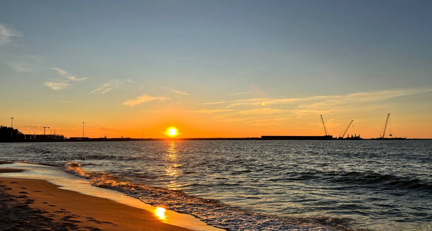 Пионерский порт: почему строительство федерального морвокзала снова тормозится и что теперь ждать региону