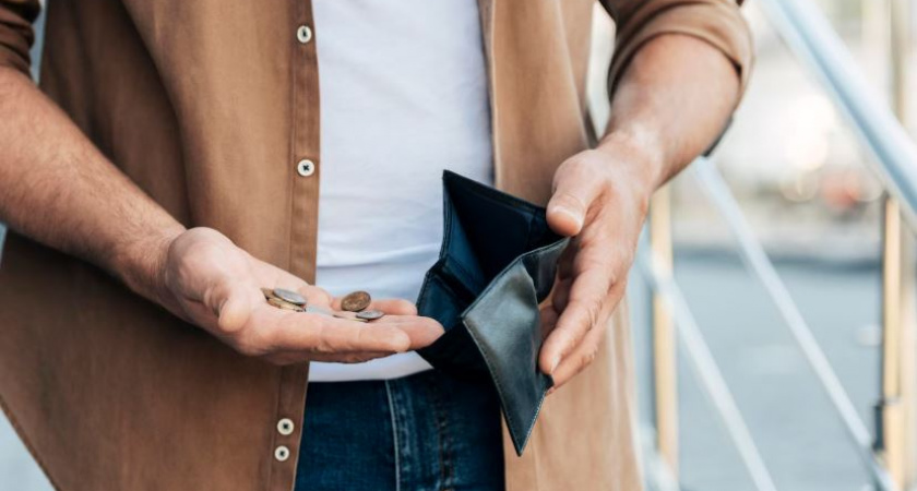 В Калининграде задержан вор, укравший 15 тысяч у студента, пока тот вышел покурить