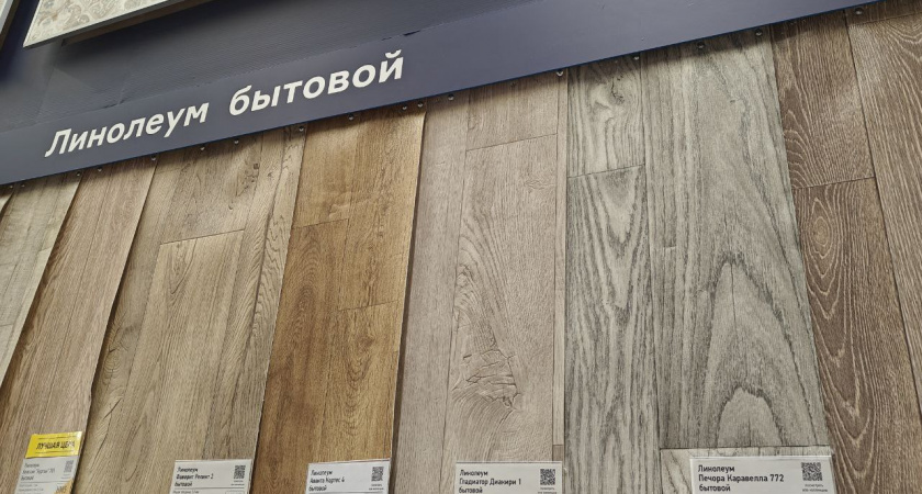 Прощайте, волны и пузыри: мастера из Финляндии показали, как уложить линолеум так, чтобы соседи завидовали - от ламината не отличить