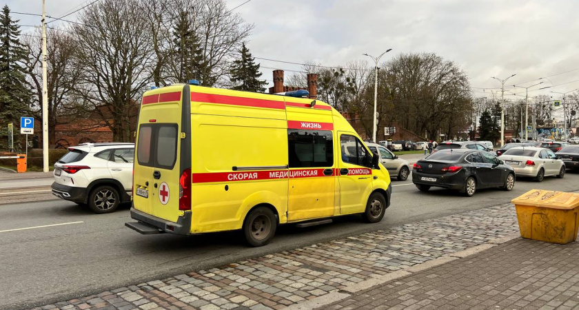 Трагедия в Калининграде: пенсионер скончался у супермаркета за сутки до своего дня рождения