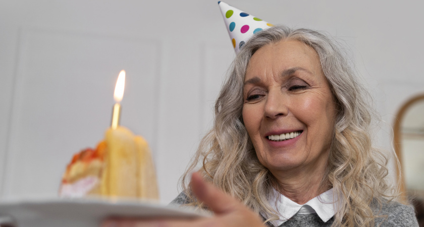 Почему умные люди не отмечают дни рождения: мудрая цитата Далай Ламы, которая попадает прямо в сердце