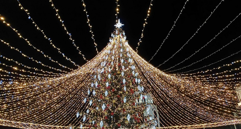 Власти Калининграда рассказали ждать ли концертов в новогоднюю ночь на площади Победы