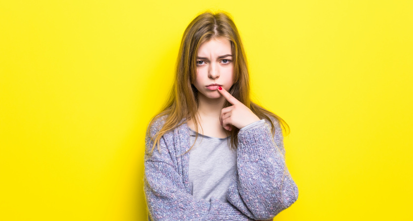 Какие цвета под «запретом» в новогоднюю ночь-2026: что надеть, чтобы не спугнуть удачу