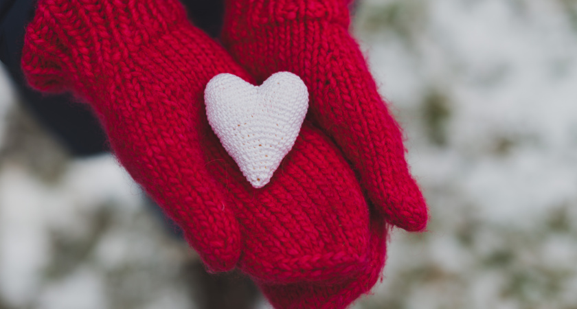 Чтобы варежки не сели и не стали жёсткими: 5 правил стирки зимних перчаток, о которых не знают 99% хозяек